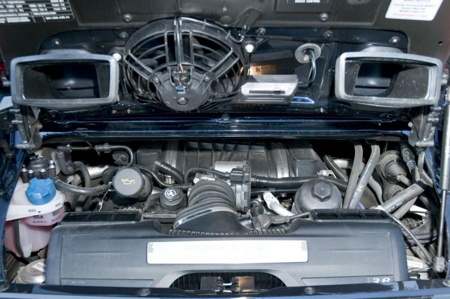  Porsche 911 Carrera PDK 2009 года  (фото 10 из 63)